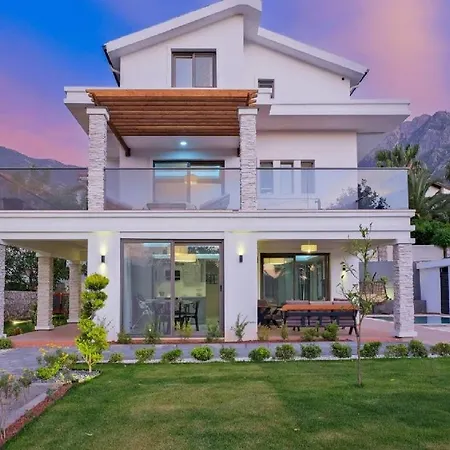 Vila Oludeniz Luxury With Two Pools *