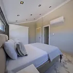 Vila Oludeniz Luxury With Two Pools Fethiye
