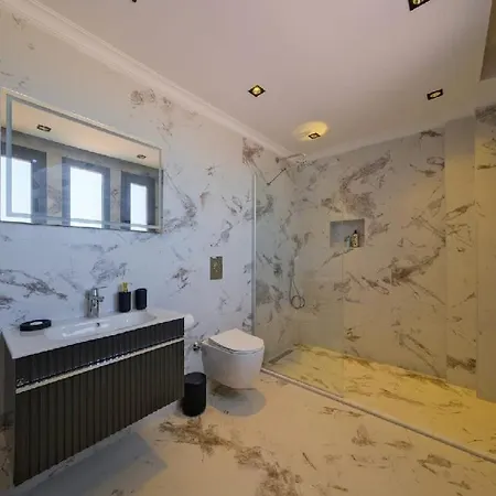 Oludeniz Luxury With Two Pools Fethiye