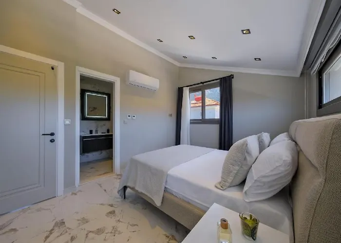 Vila Oludeniz Luxury With Two Pools