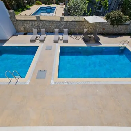 Oludeniz Luxury With Two Pools *